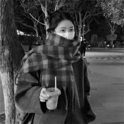 黑白个性头像女生气质高冷