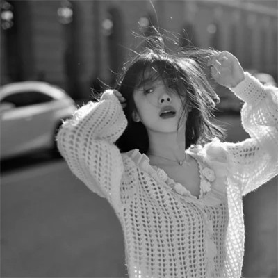 黑白个性头像女生气质高冷