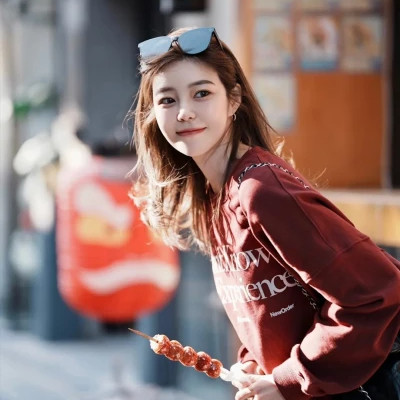 2025最潮最火真人女生头像图片