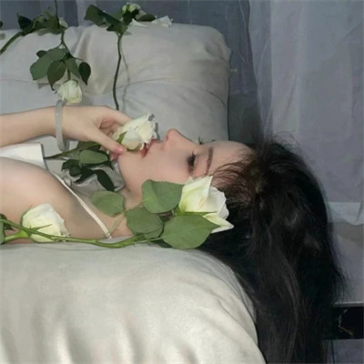 2025最潮最火真人女生头像图片