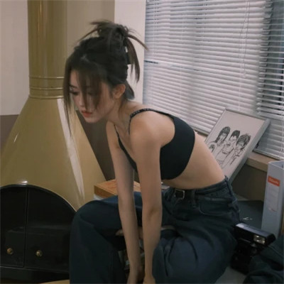 2025最潮最火真人女生头像图片