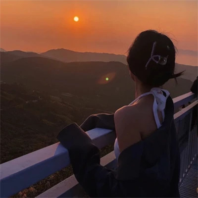 2025最潮最火真人女生头像图片