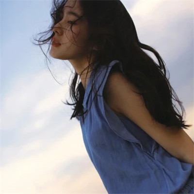 2025最潮最火真人女生头像图片