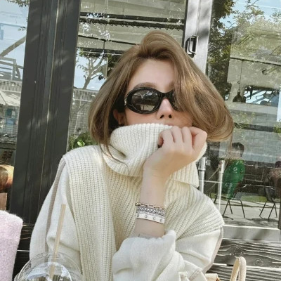 2025最潮最火真人女生头像图片