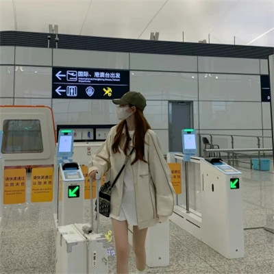 2025最潮最火真人女生头像图片