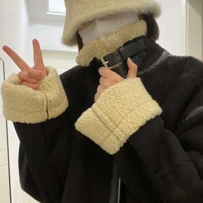 2025最潮最火真人女生头像图片