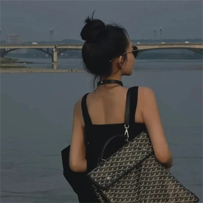 2025年专属头像女 