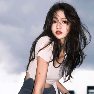 高大上微信头像美女
