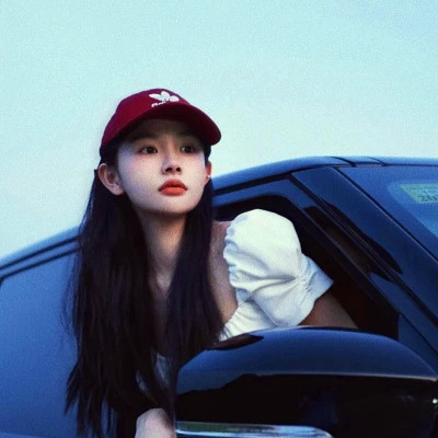 高大上微信头像美女