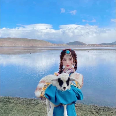野外头像女