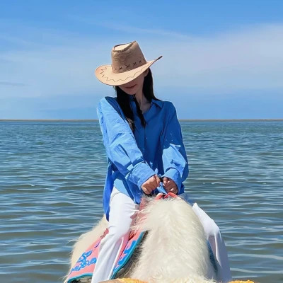 女生唯美头像背影海边高清图片