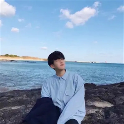 2025简单干净好看的头像