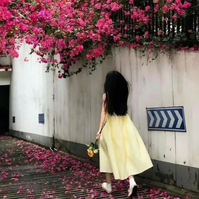 唯美背影浪漫意境女生头像图片