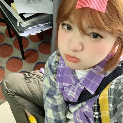 青春期素颜女生头像