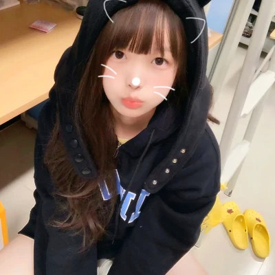 青春期素颜女生头像