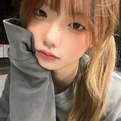 青春期素颜女生头像