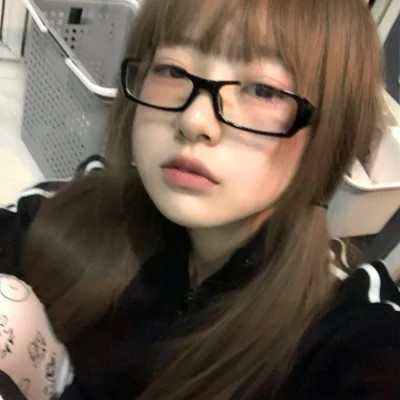 青春期素颜女生头像