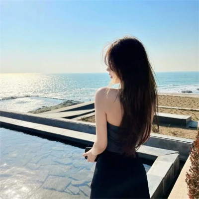 很哇塞的女孩头像