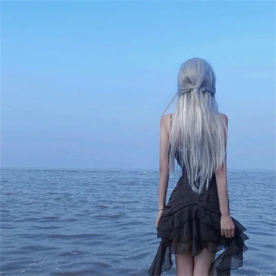 很哇塞的女孩头像