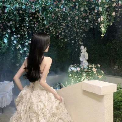 身材好背影头像女