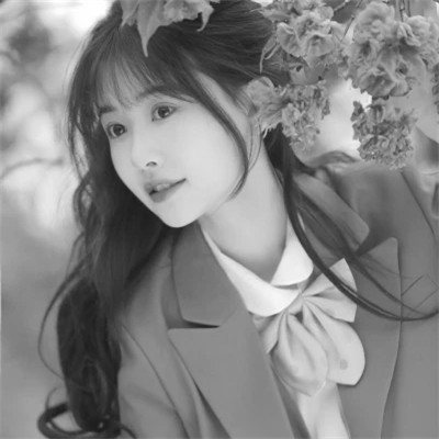 美丽漂亮的小姐姐黑白头像图片
