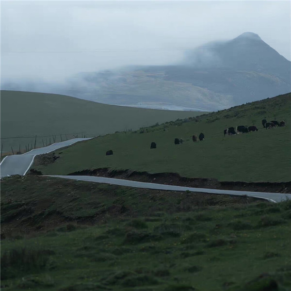 好看到爆的朋友圈背景图片头像