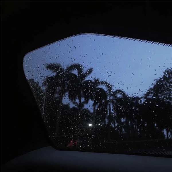 好看到爆的朋友圈背景图片头像