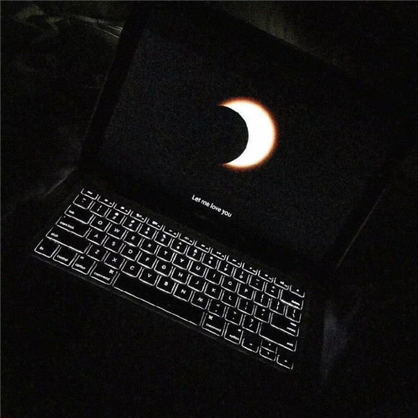 好看到爆的朋友圈背景图片头像