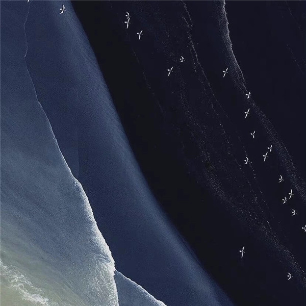 好看到爆的朋友圈背景图片头像