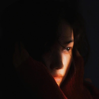 文艺复古女生头像高清图片