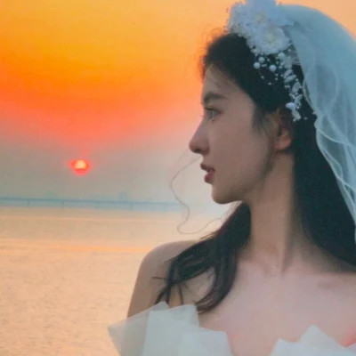 文艺复古女生头像高清图片