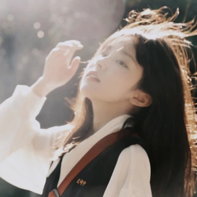 女生头像高级质感复古