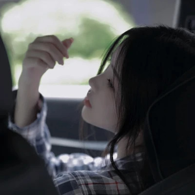 女生头像高级质感复古