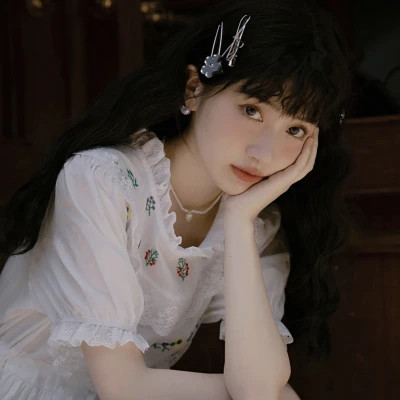 女生头像高级质感复古