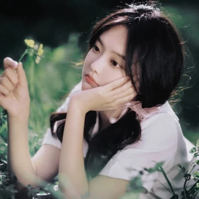 女生头像高级质感复古