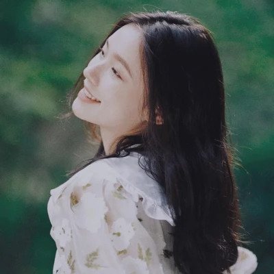 女生头像高级质感复古