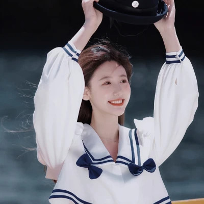 女生复古氛围感头像