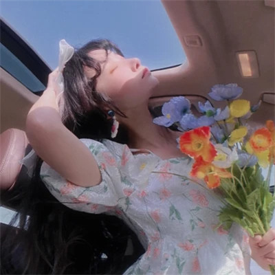 女生复古氛围感头像