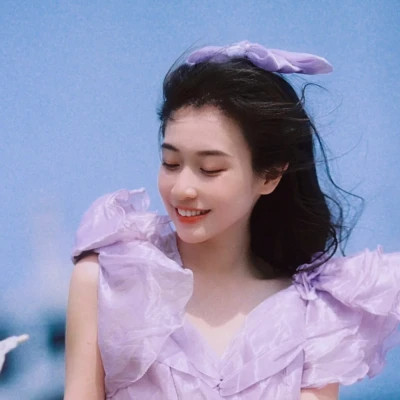 女生复古氛围感头像