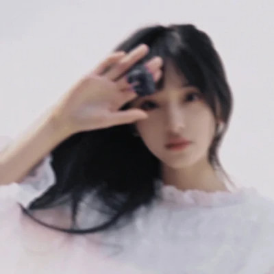 女生复古氛围感头像