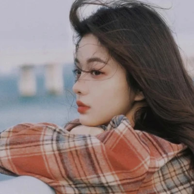女生复古氛围感头像