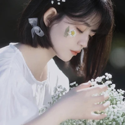 女生复古氛围感头像