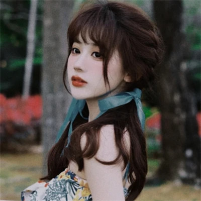 女生复古氛围感头像