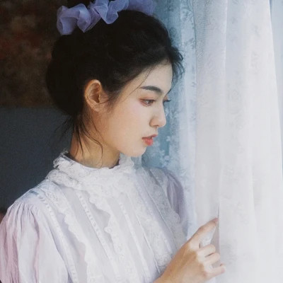文艺复古女生头像森系