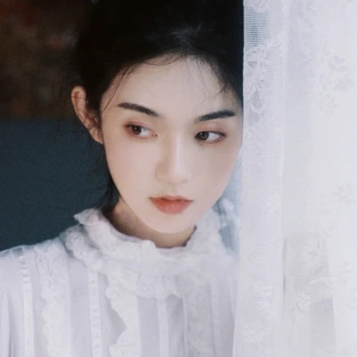 文艺复古女生头像森系