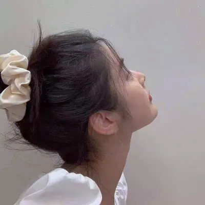 高质量好看的女生真人头像