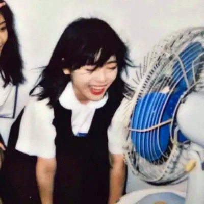 高质量好看的女生真人头像