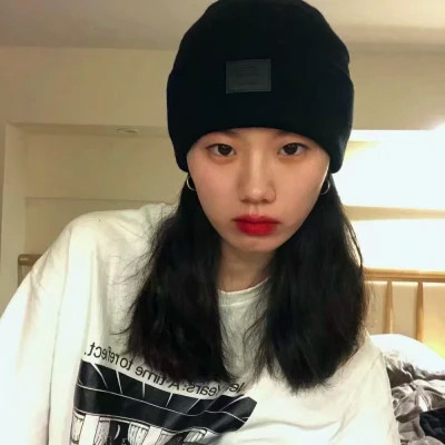 高质量好看的女生真人头像