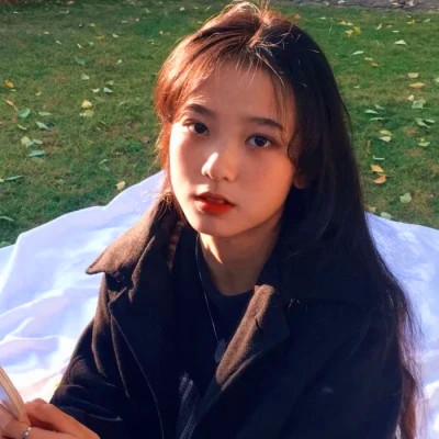 高质量好看的女生真人头像