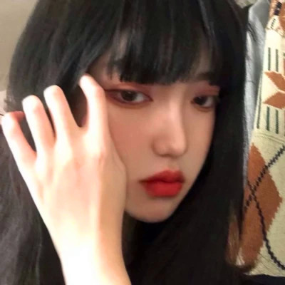 高质量好看的女生真人头像